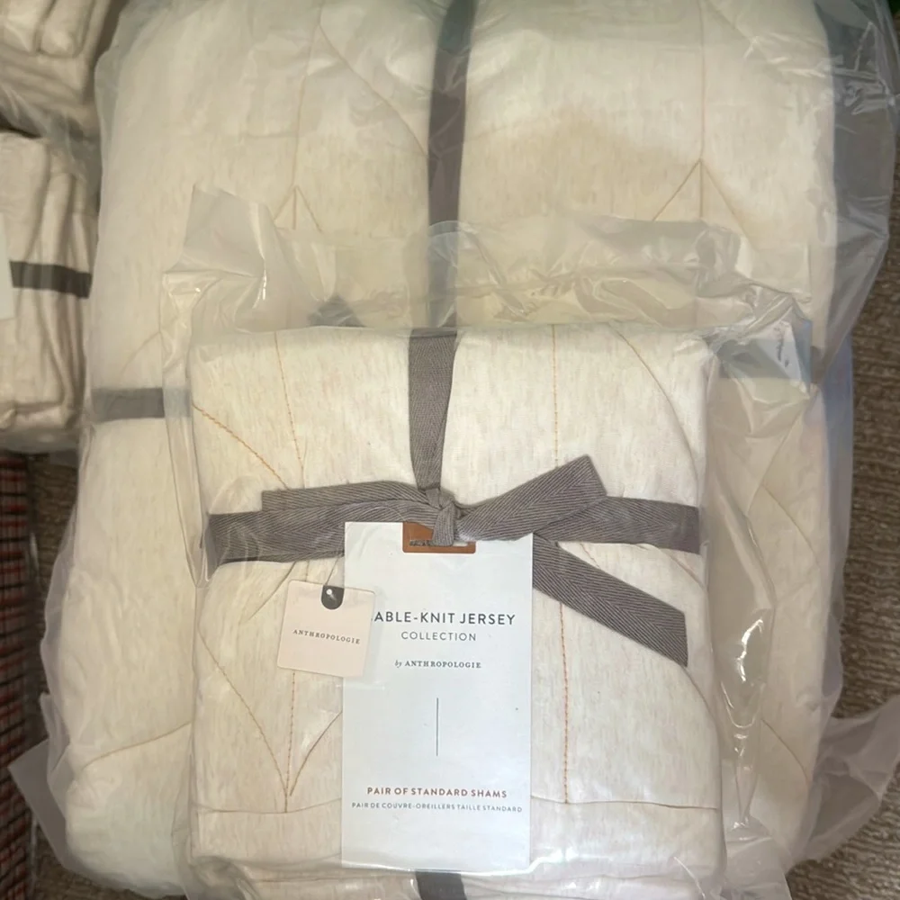 Quilt Set⭐️Cable Knit Jersey Quilt + shams